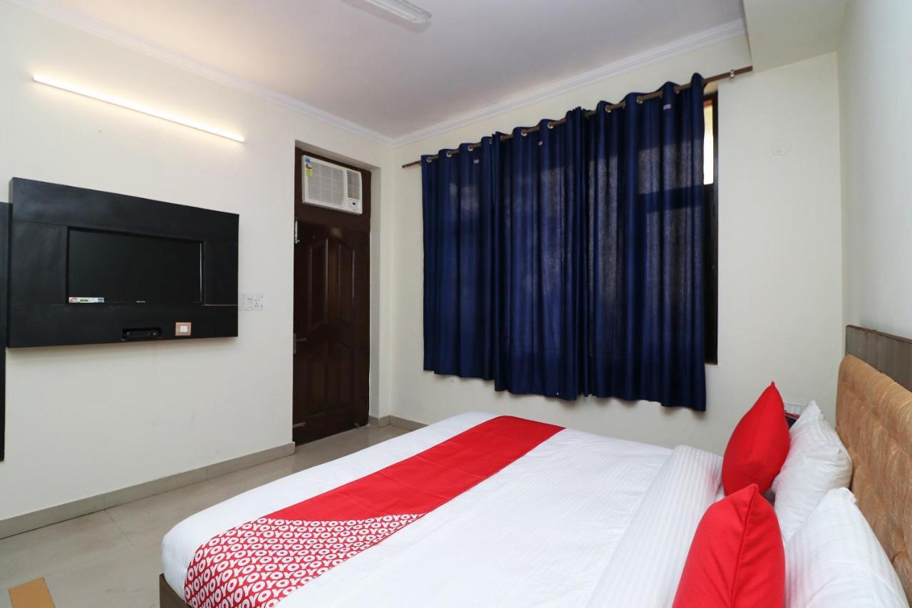 Oyo Flagship 28755 Hotel 9 Palm Rājpur Exterior foto