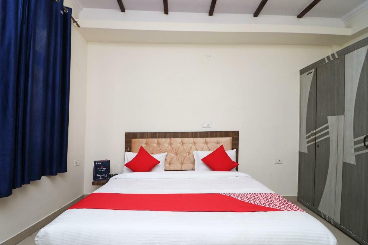 Oyo Flagship 28755 Hotel 9 Palm Rājpur Exterior foto